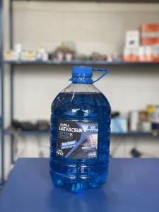 مایع شیشه شوی 4 لیتر (LEEVACSUN)